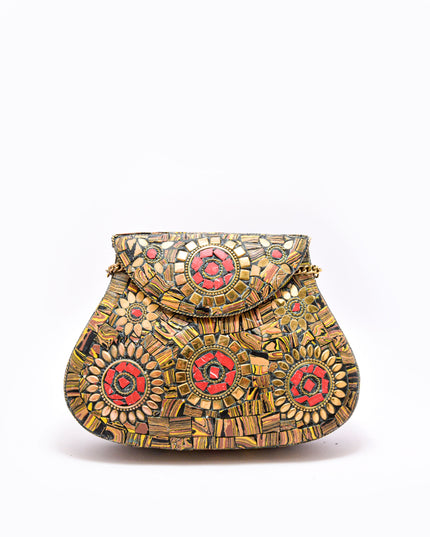 Minaudière Joya Coral del Sahara — Latón & Mosaico Ámbar