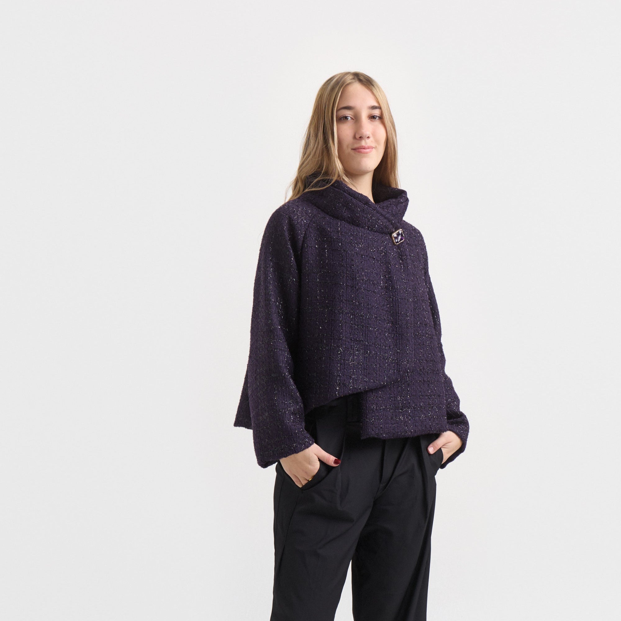 Chaqueta Corta en Melton de Lana Premium - Edición Limitada