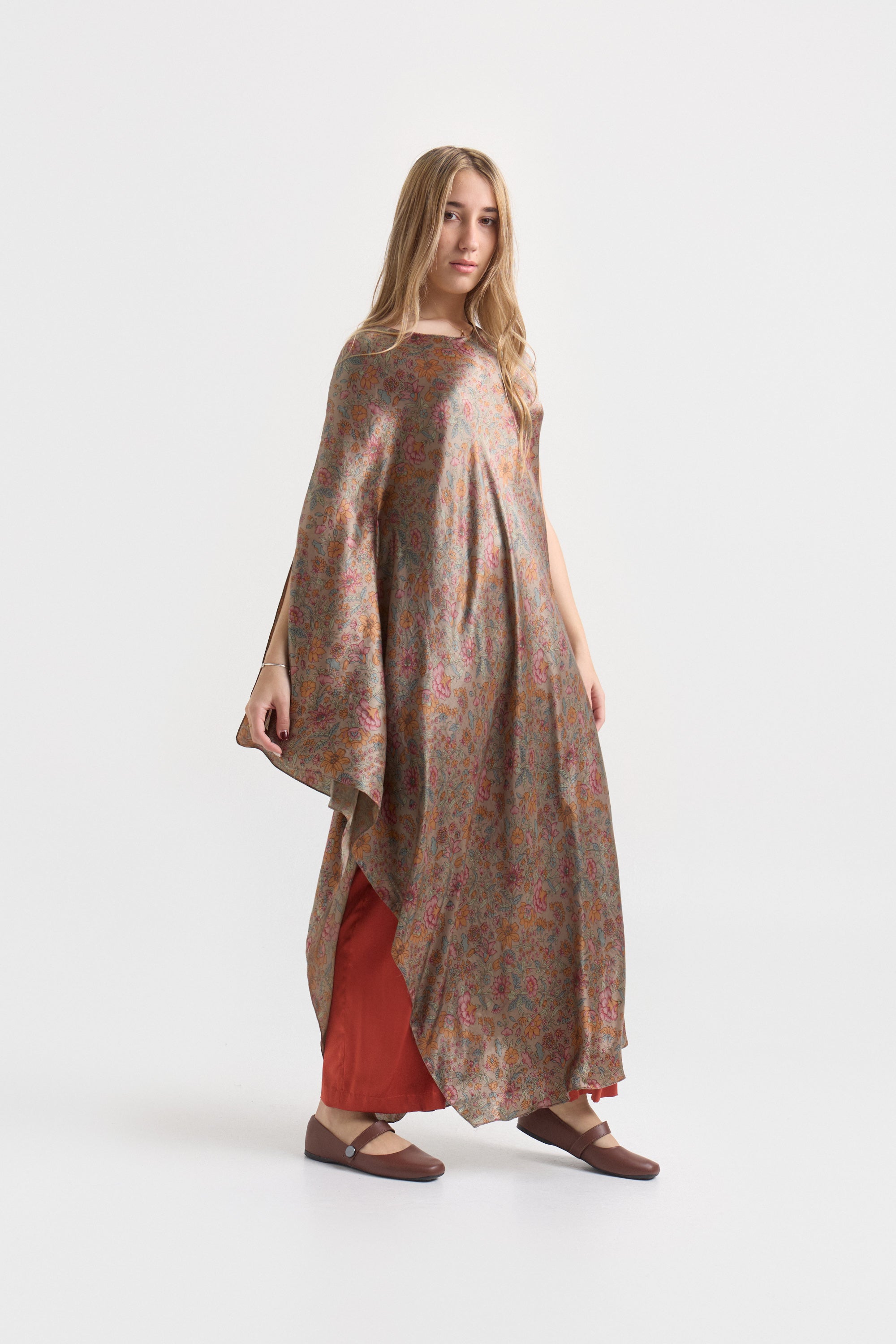 Túnica de Seda Natural - Flor de Canela