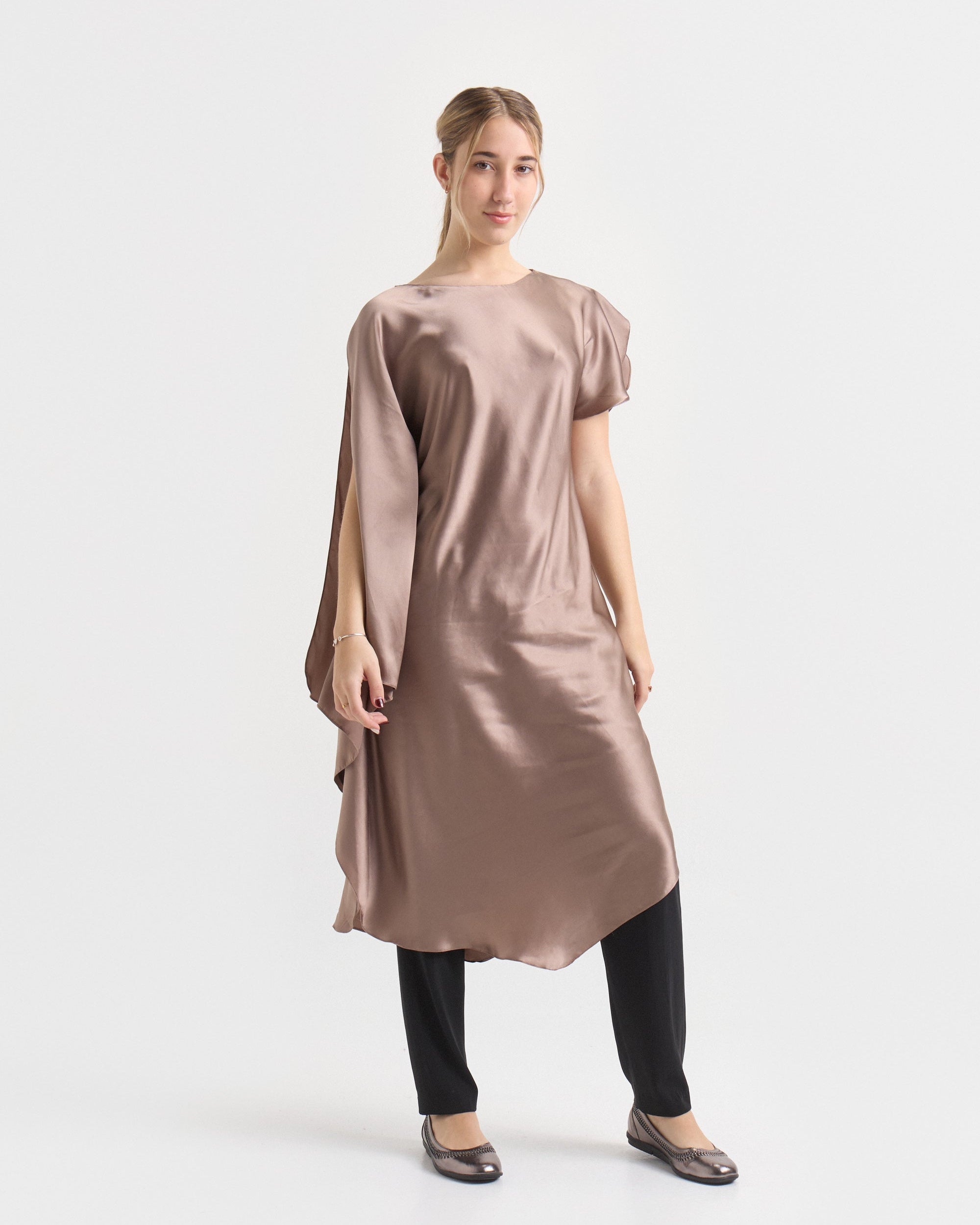 Túnica de Seda Natural – Hojas de Te