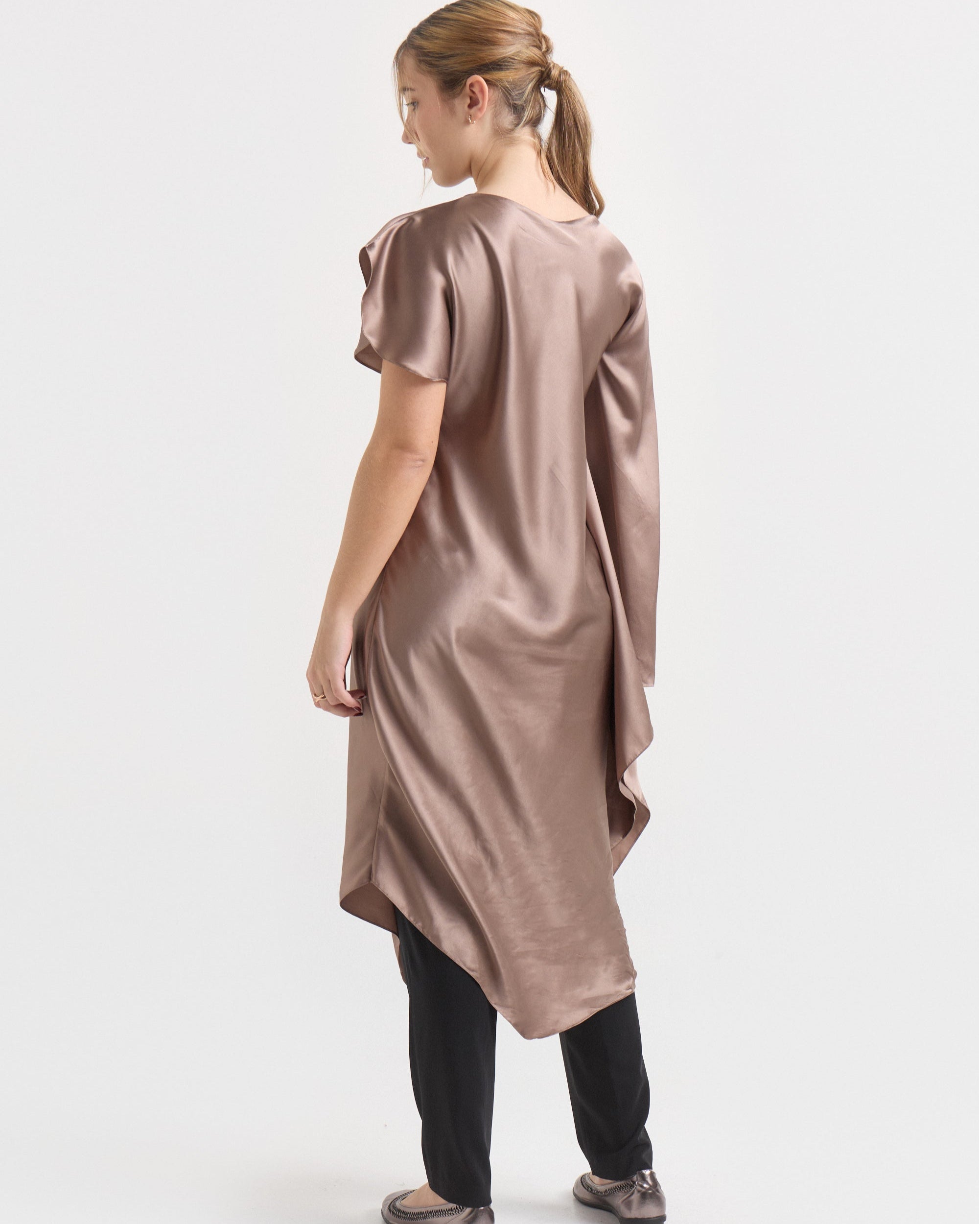 Túnica de Seda Natural – Hojas de Te