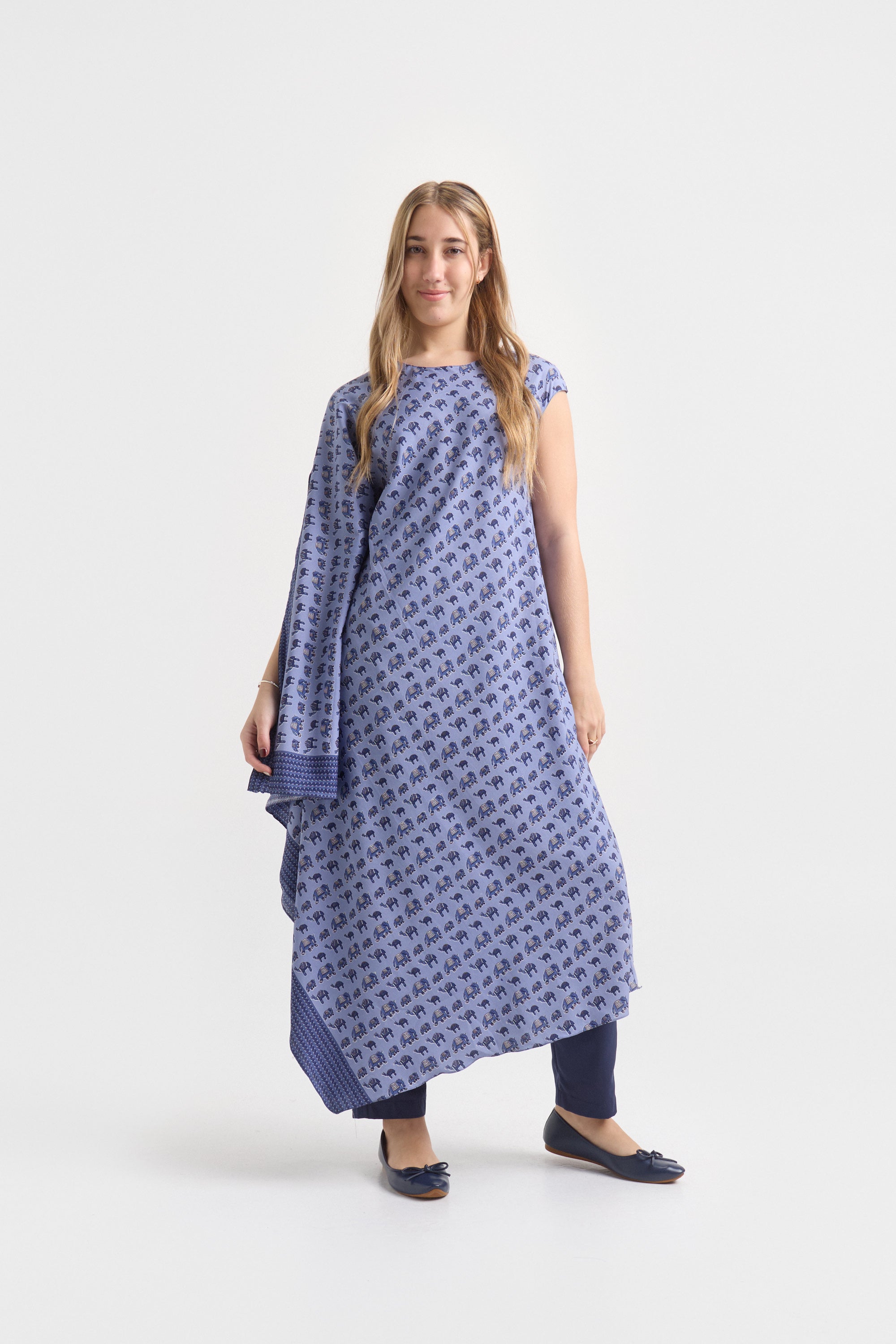 Túnica de Seda Natural Estampada – Porcelana Azul