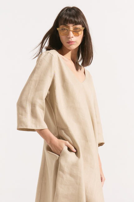 Vestido de Lino “Brisa Arena”