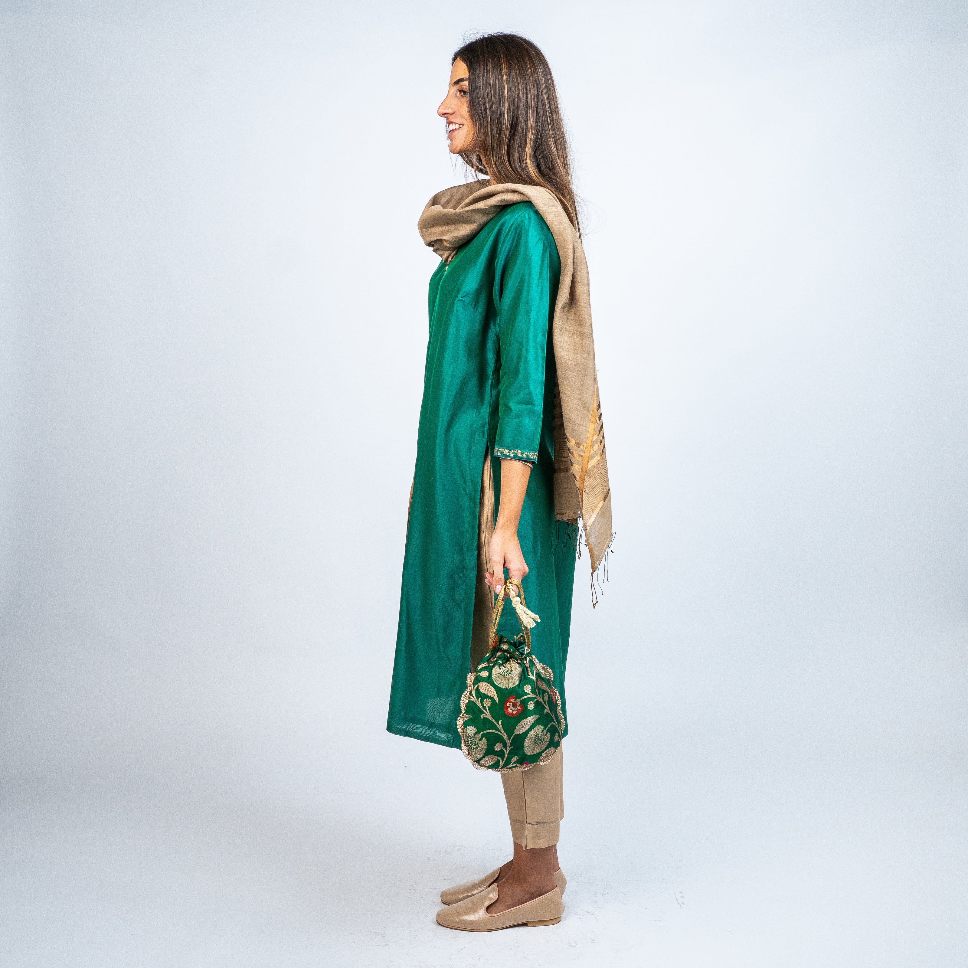 Set Kurta en Algodón/Seda con Pantalón y Dupatta