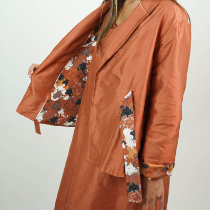 Set Exclusivo de Vestido y Chaqueta en Shantung de Seda