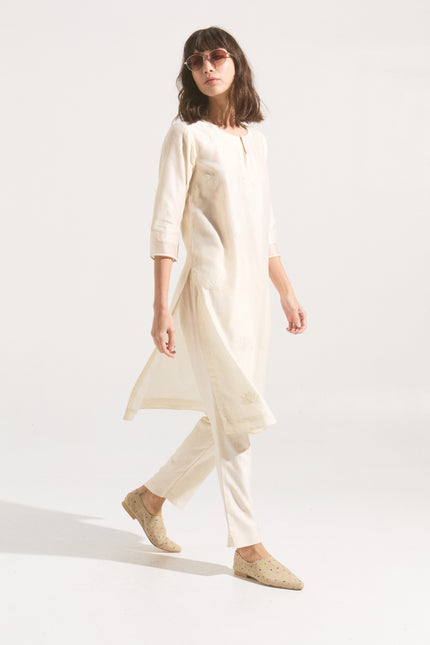 Kurta Loto Marfil