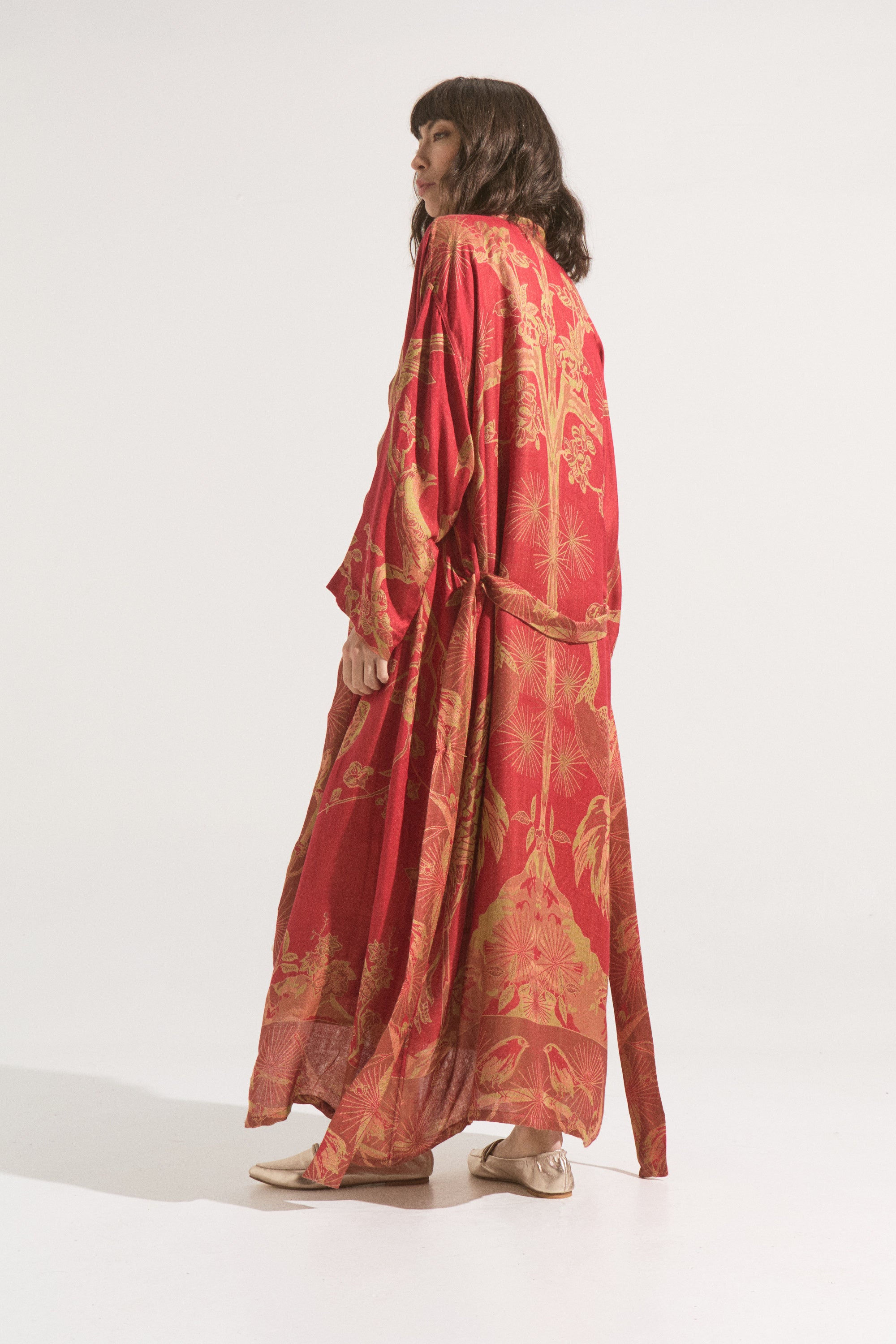 Kimono Grullas Imperiales Carmesí