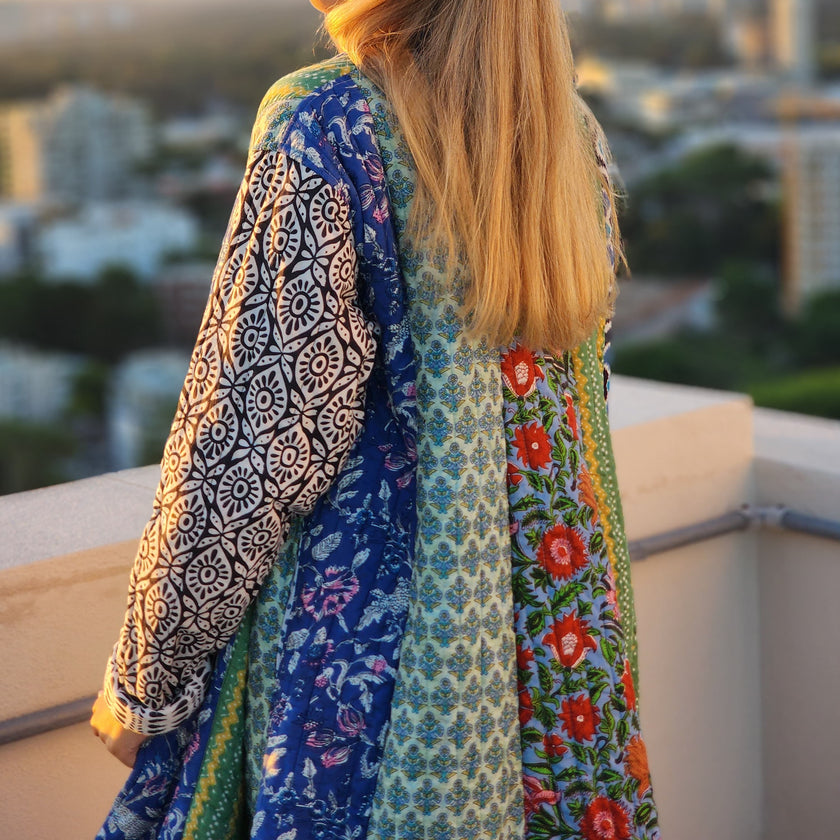 Kimono Largo de Algodón Matelaseado – Elegancia & Confort en Cada Detalle